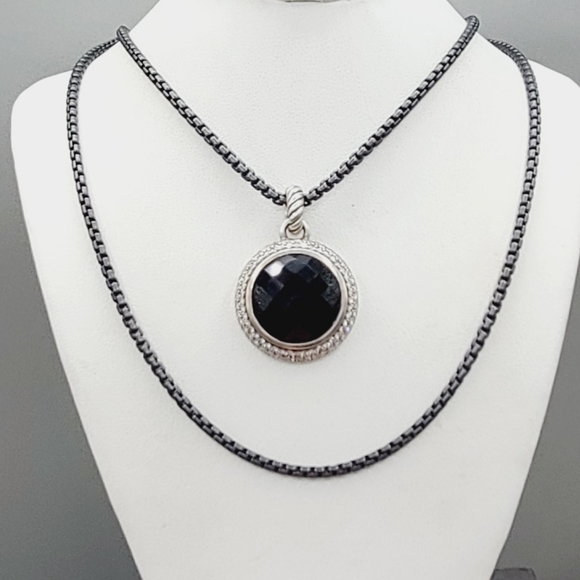 David Yurman Cerise 18mm Black Onyx Diamond Pendant - Picture 5 of 10